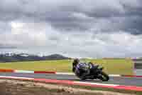 cadwell-no-limits-trackday;cadwell-park;cadwell-park-photographs;cadwell-trackday-photographs;enduro-digital-images;event-digital-images;eventdigitalimages;navarra;no-limits-trackdays;peter-wileman-photography;racing-digital-images;trackday-digital-images;trackday-photos